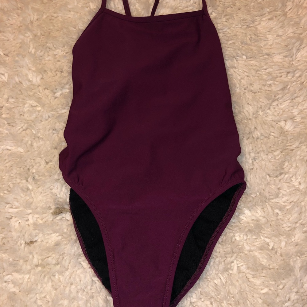 Maroon jolyn dayno II size 30.
